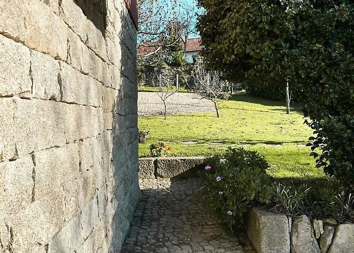 Casa Castanhas - Cinfaes, Viseu *