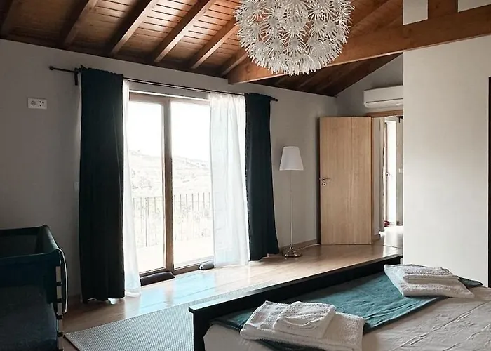 Dom wakacyjny Casa Castanhas - Cinfaes, Viseu Cinfães